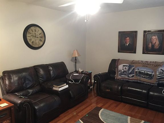 2nd image of 740 Weir St