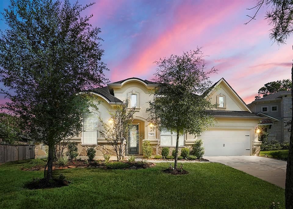 1st image of 210 Lagarto Ct