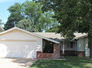 3614 Robin Rd, Great bend, KS 67530