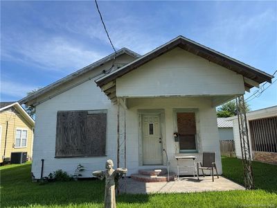 218 W 11th St, Lake Charles, LA, 70601