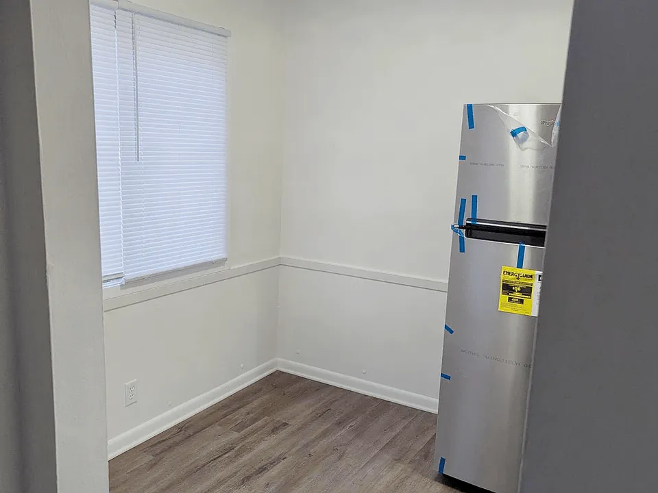 Dining space near the kitchen at Northbrook Apartments