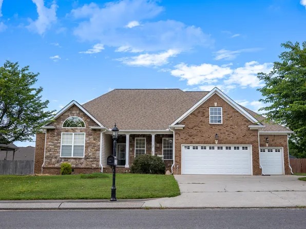 7406 Nightfall Cir, Ooltewah, TN 37363