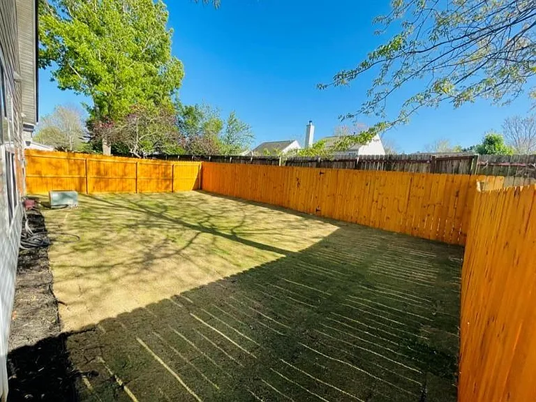 2335 Gateview Ct — Photo 15
