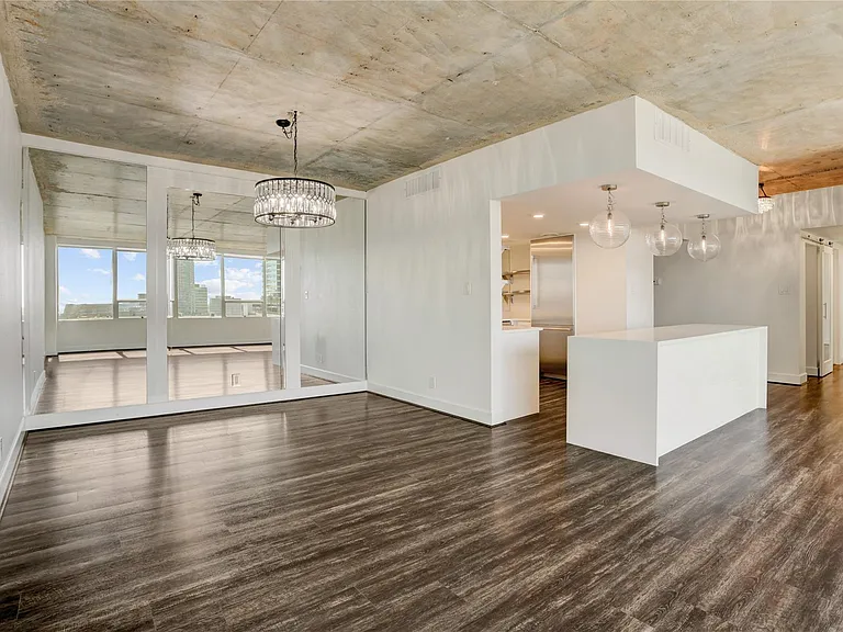 2701 Westheimer Rd #12E — Photo 7