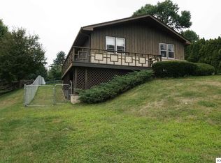 2132 Orchard Dr, Dubuque, IA 52001