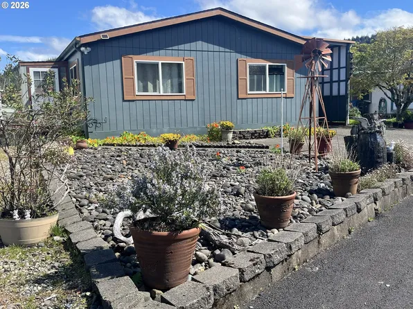 100 River Bend Rd Space 118, Reedsport, OR 97467