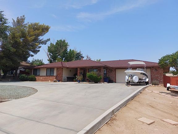 4th image of 17410 Sultana St