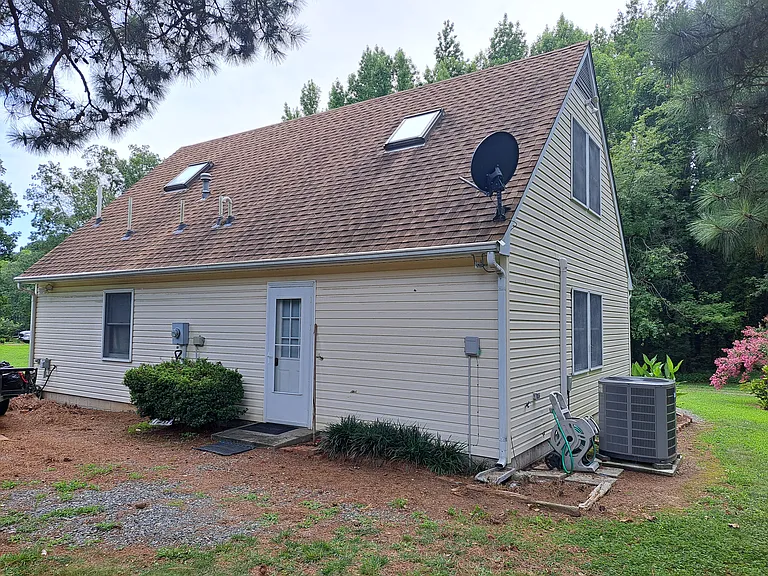 166 Abby Ln — Photo 2
