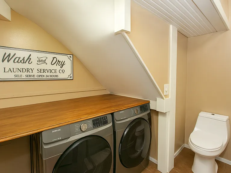 192 Main St #1 — Photo 12