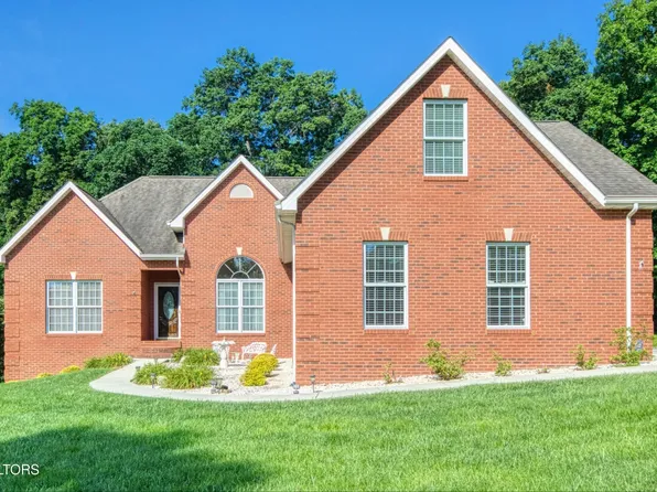 2150 Hirst Cir, Lenoir City, TN 37772
