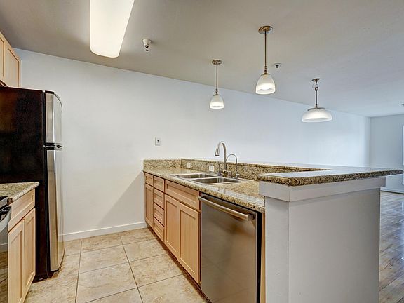 5th image of 6400 Christie Ave APT 4408