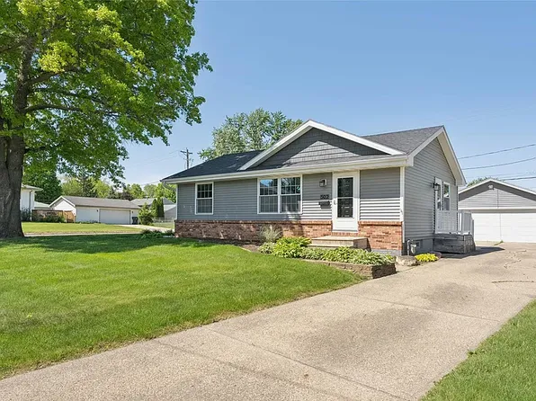 502 NE Trilein Dr, Ankeny, IA 50021