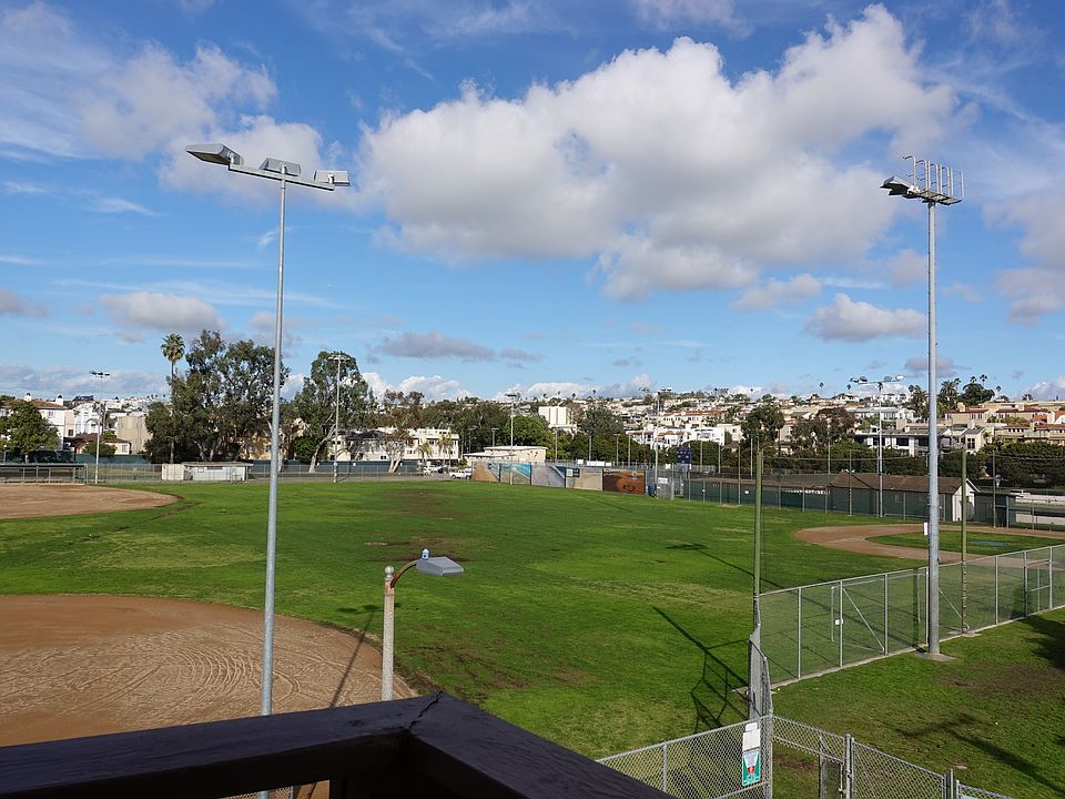 851 Cypress Ave Hermosa Beach CA Zillow