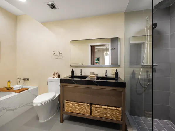 365 Bridge Street image 10 of 13