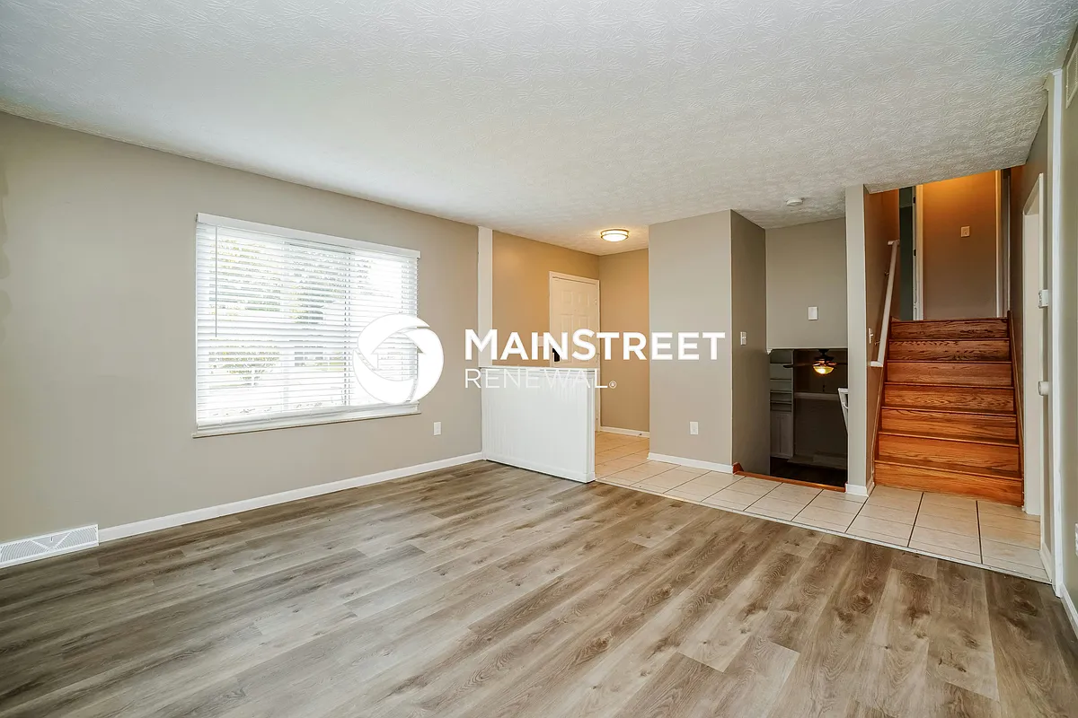 Living Room - 171 Parkview Dr