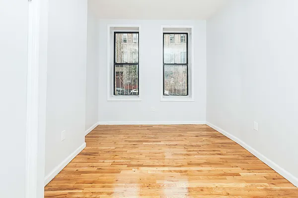 Rented by Nooklyn NYC LLC | media 34