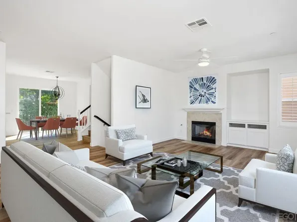 359 Cobalt Dr, Vista, CA 92083