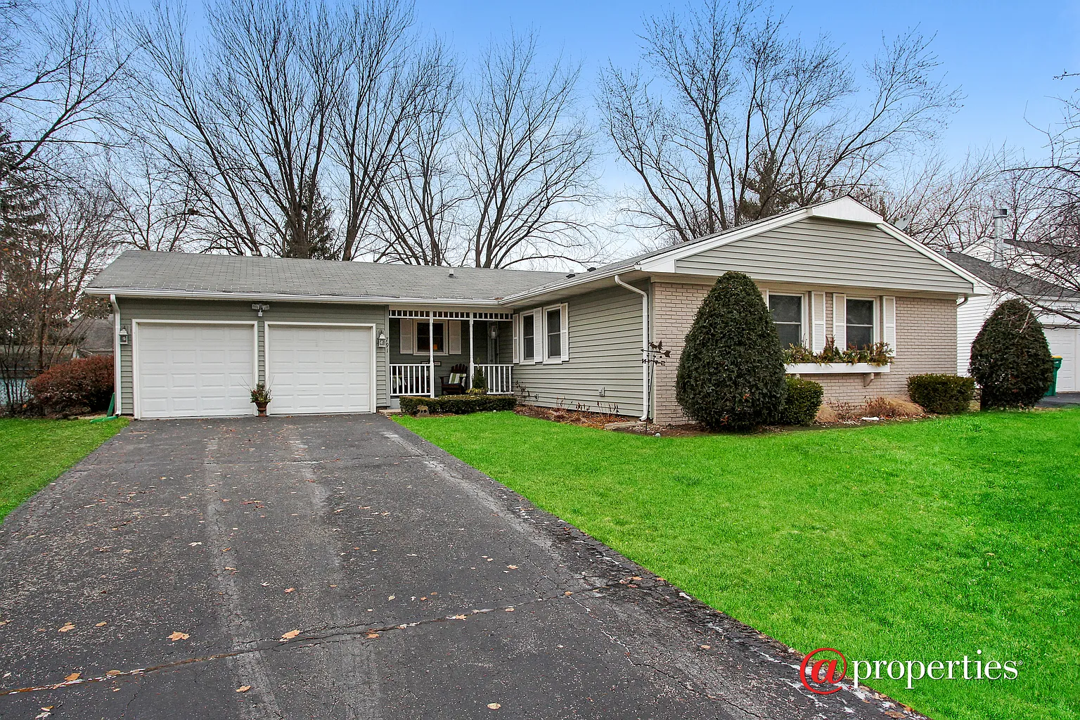 791 Shady Grove Ln photo 1