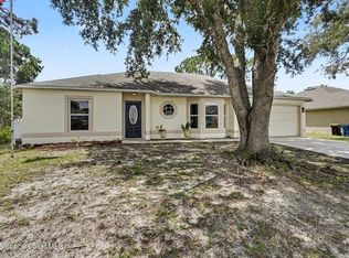 1326 Defender St NW, Palm Bay, FL 32907