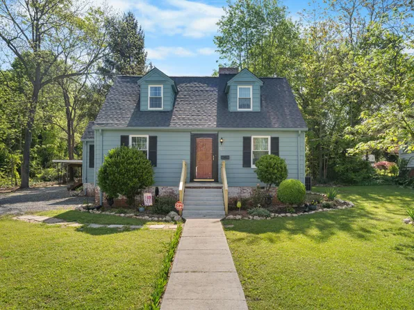 417 S 4th St, Mebane, NC 27302