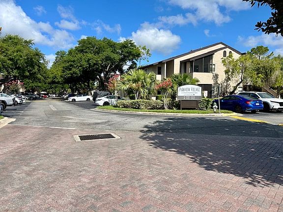 3rd image of 30003098 Oaks Cir #294895