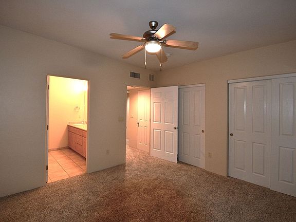 5th image of 1449 W Kilburn St APT 2103