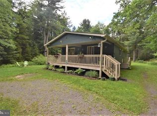 1310 Willow Ct, Pocono Lake, PA