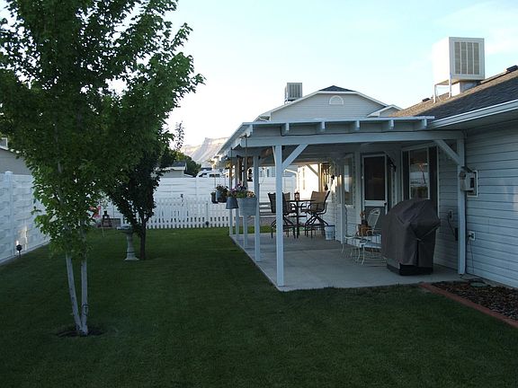 Roomy Covered Patio