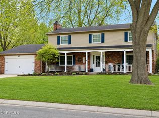 7556 Club Rd, Sylvania, OH 43560