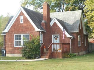 7150 Old Highway 50, Flora, IL 62839