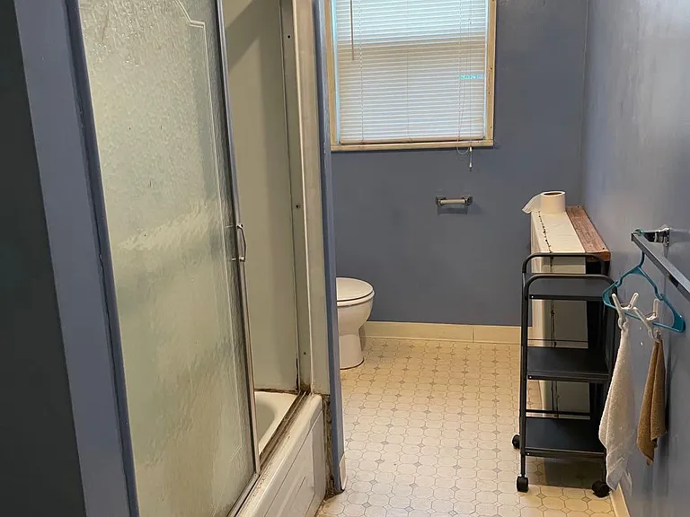 5852 Bartlett St #3 — Photo 5