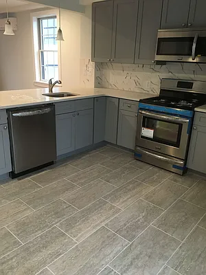 Rented by Metropolis International Realty Inc. | media 12