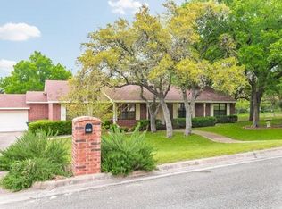 401 Oak Ridge Dr, San Marcos, TX 78666