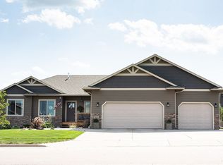 505 Marie Dr, Harrisburg, SD 57032