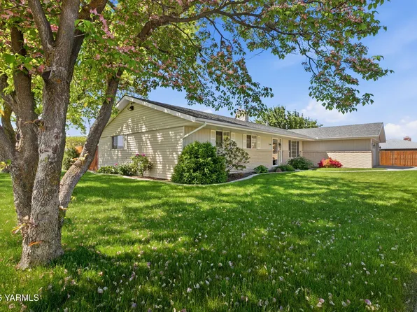 3606 Clinton Way, Yakima, WA 98902