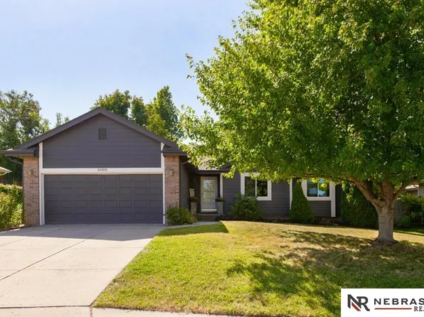 16303 Timberlane Dr, Omaha, NE 68136
