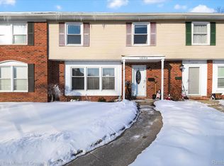 13153 Lake Point Blvd, Van Buren Twp, MI 48111