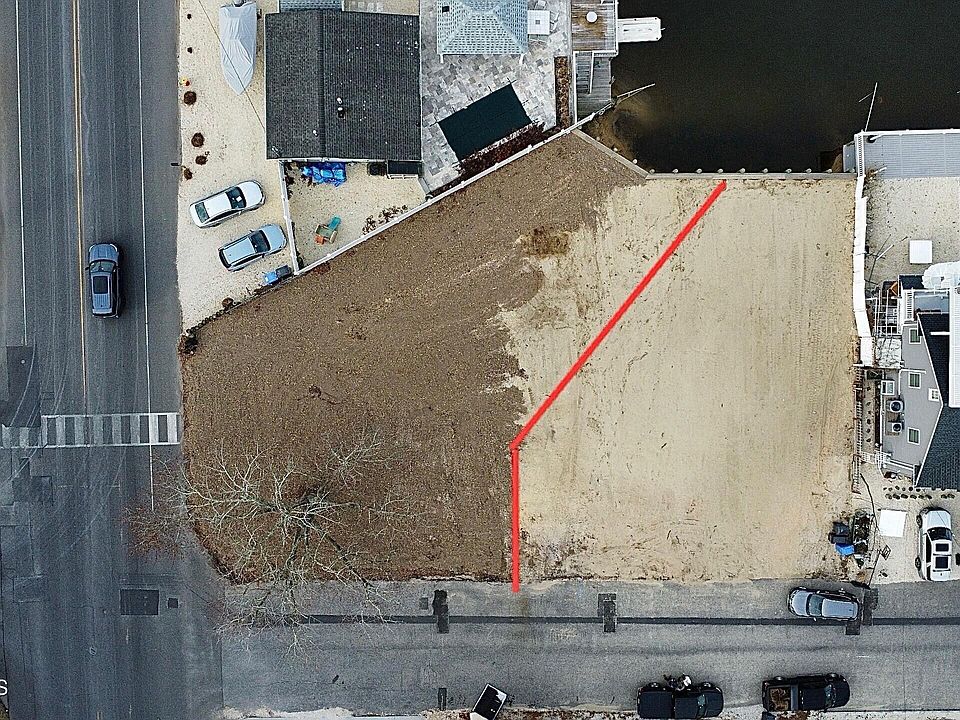 2nd image of 4 Betty Drive