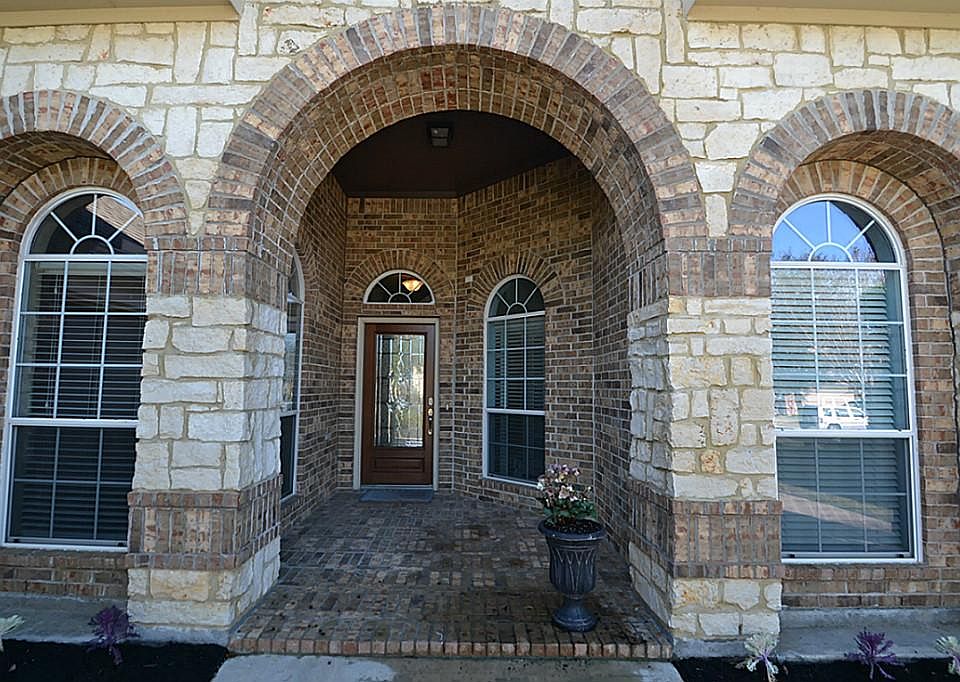 1st image of 26123 Basil View Ln