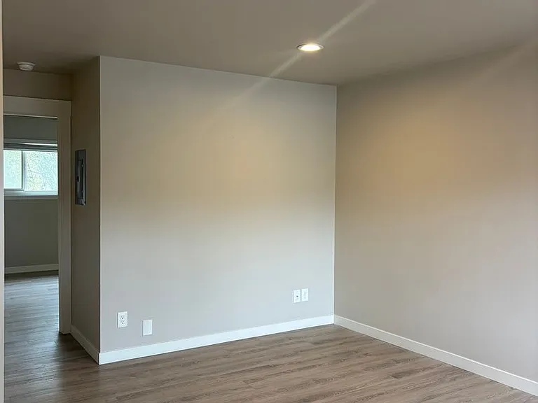 Jennifer Ryan Apartments — Photo 9
