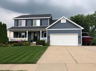 1012 Vista Ridge Dr, Mount Horeb, WI 53572