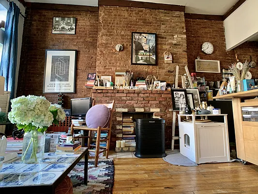 Rented by Building Equity Real Estate LLC | media 31