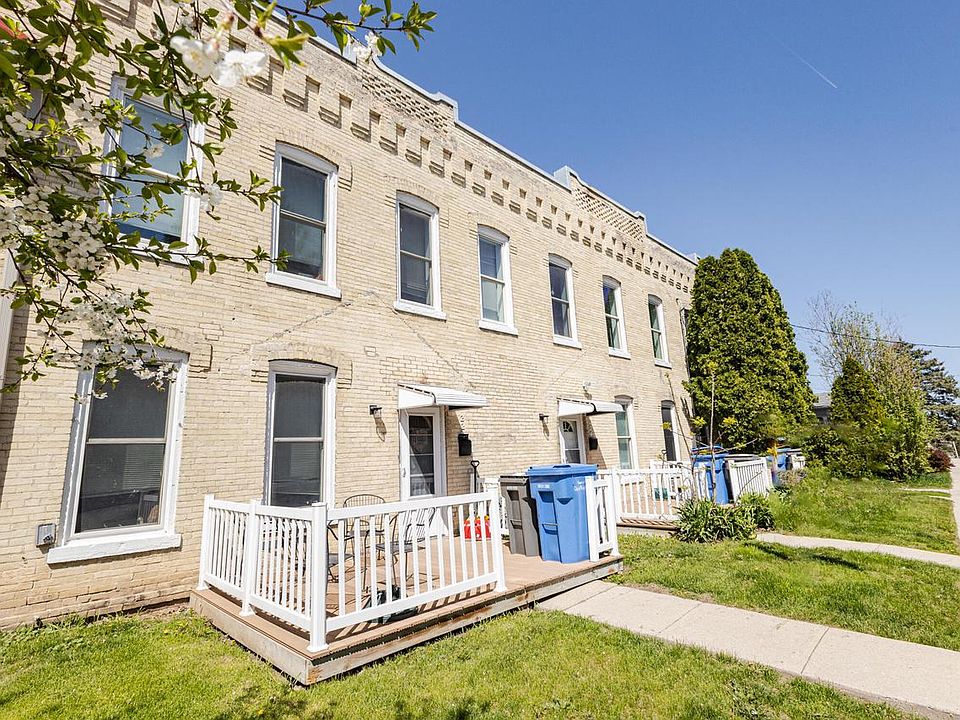 1st image of 222 Margaret STREET