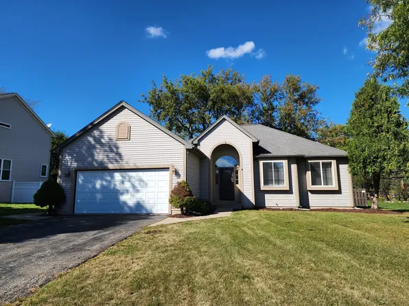 4700 Loyola Dr, McHenry, IL 60050