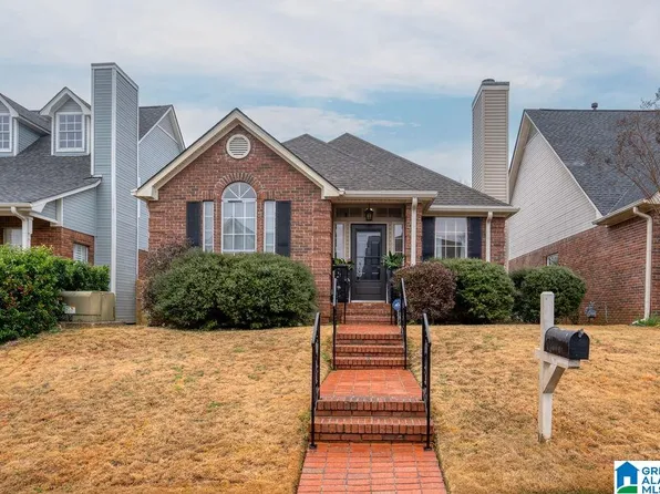 3132 Canterbury Pl, Birmingham, AL 35243