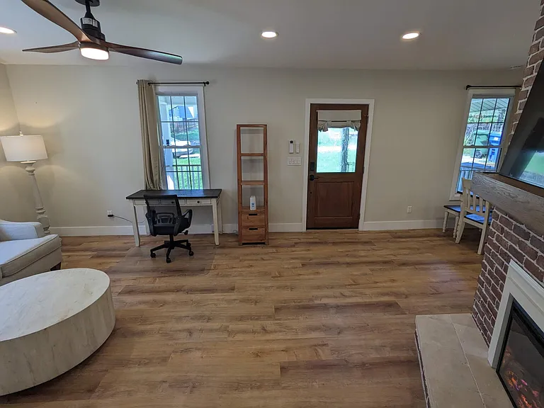 29 Woodrow Ave #1 — Photo 9