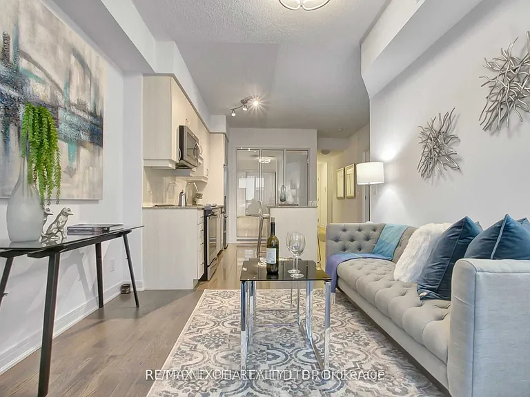 9199 Yonge St #608 — Photo 16