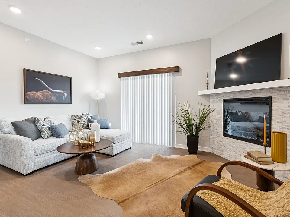 Raintree Apartments