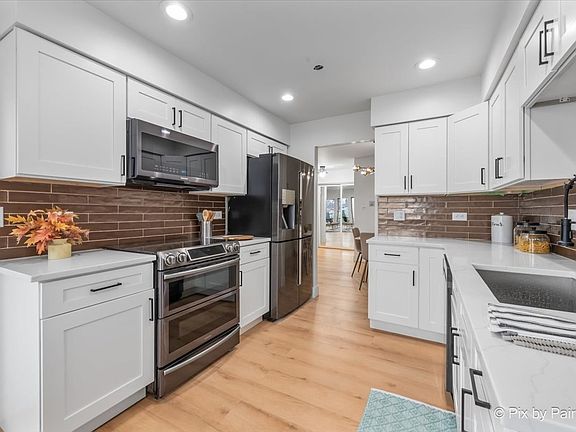 5th image of 9233 Montgomery Dr #142