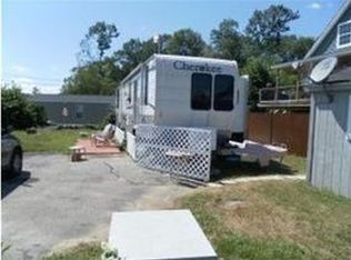 51 Lake Rd, Deerfield, NH 03037